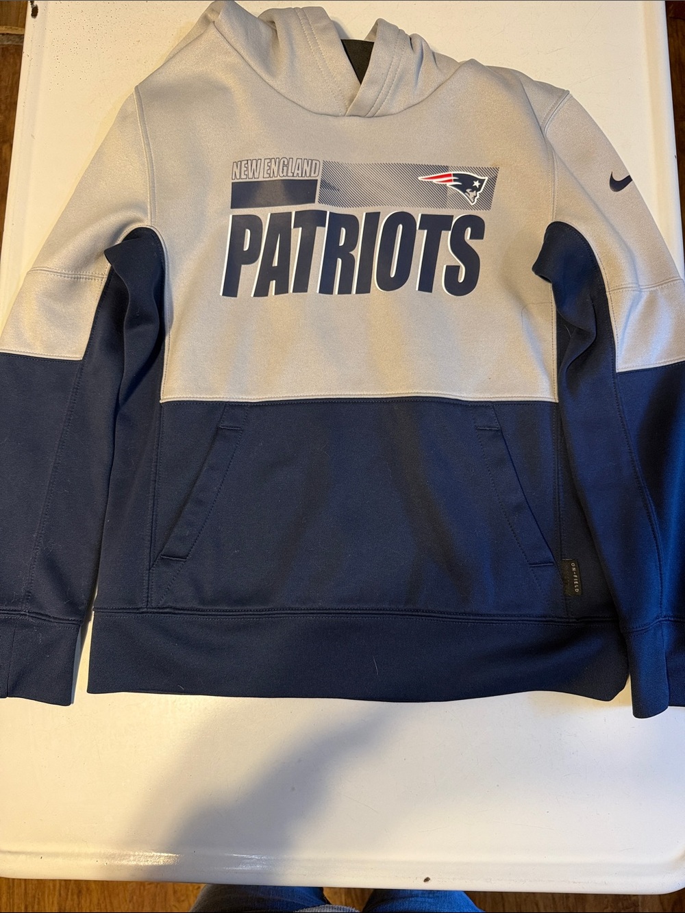 Nike New England Patriots Colorblock Hoodie - Navy & Gray